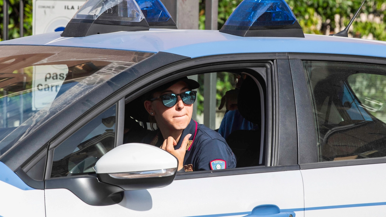 I due sono stati fermati dalla polizia I due sono stati fermati dalla polizia