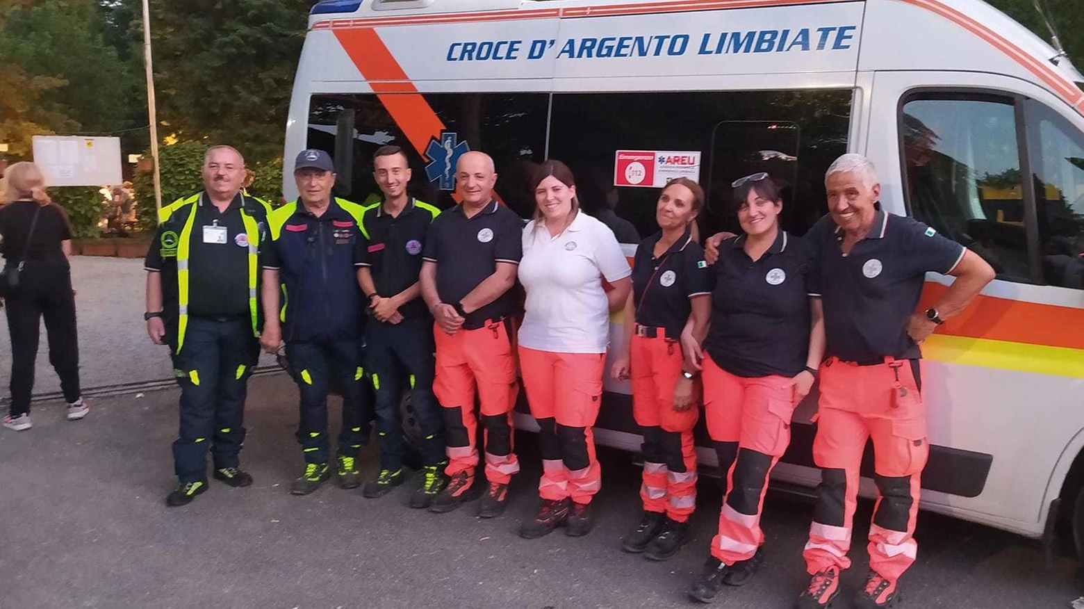 Sos dei volontari. Manca un box coperto. Chiusa la sede delle ambulanze
