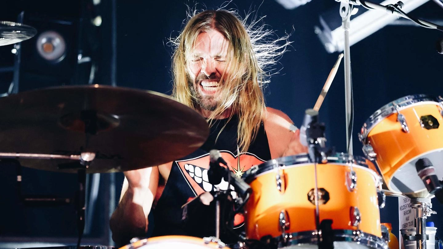 Taylor Hawkins, il batterista dei Foo Fighters scomparso a 50 anni