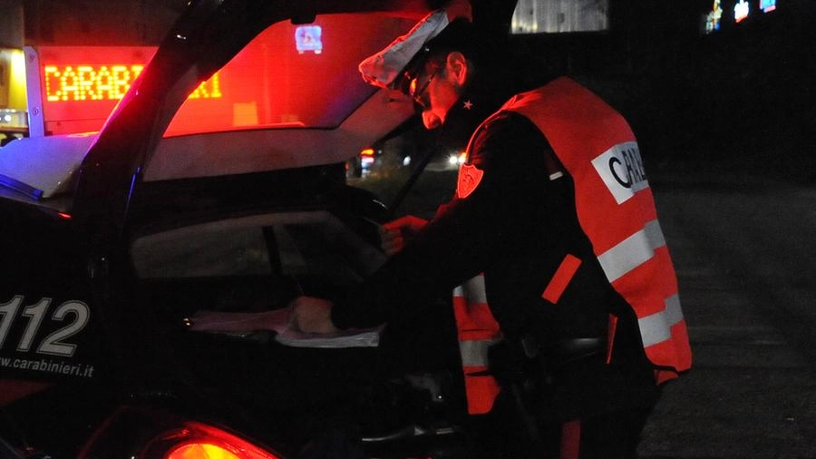 Una pattuglia dei carabinieri Una pattuglia dei carabinieri
