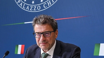Il Pil frena più del previsto Rebus manovra, mancano 6 miliardi