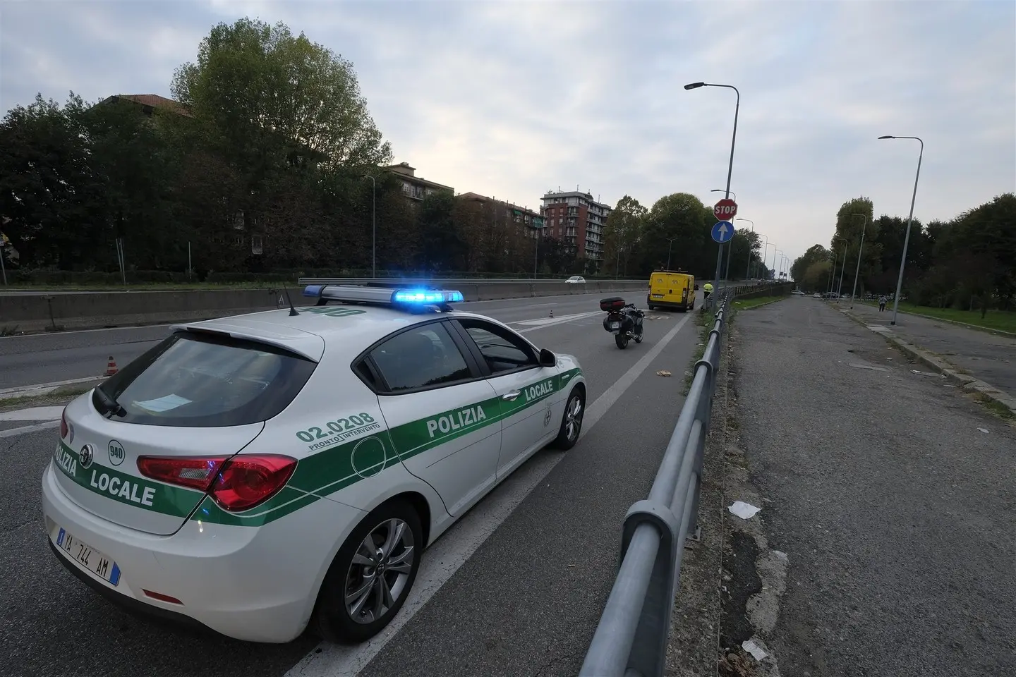 Viale Fermi, ancora un grave incidente in moto: 39enne in coma
