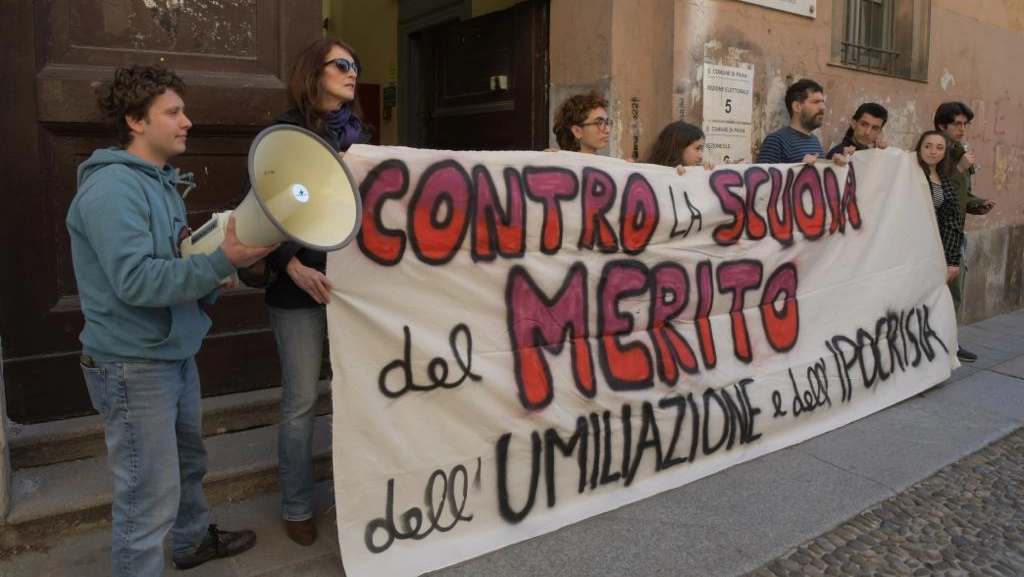 Il presidio al termine delle lezioni Il presidio al termine delle lezioni