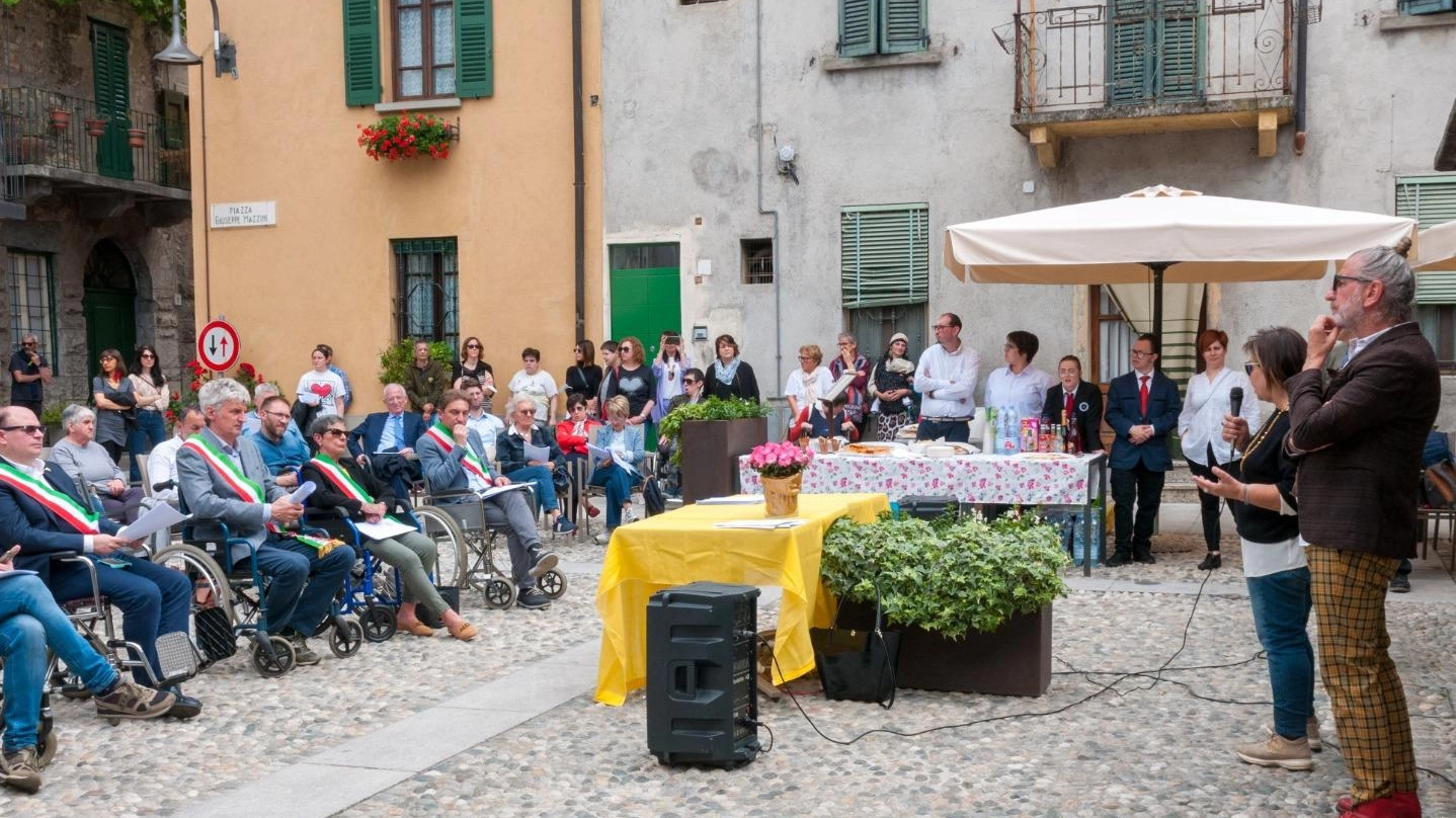 Ponte delle parole contro il pregiudizio