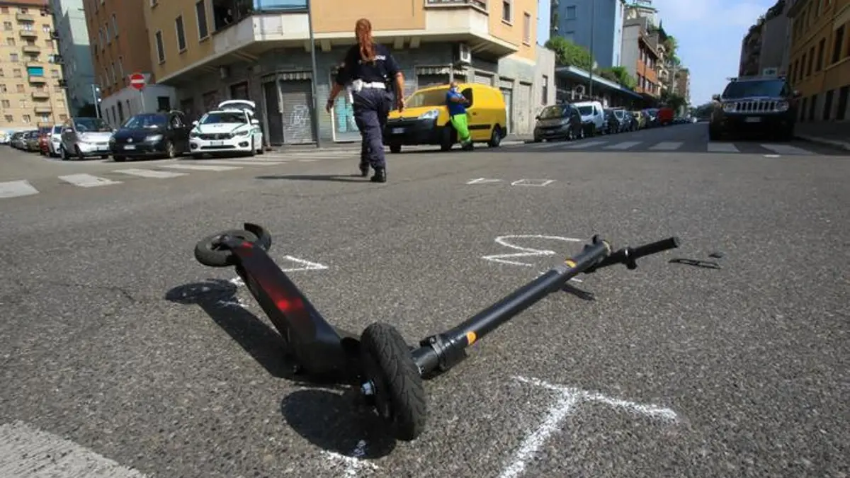 Sul posto è intervenuta la polizia municipale di Milano (foto d'archivio) Sul posto è intervenuta la polizia municipale di Milano (foto d'archivio)