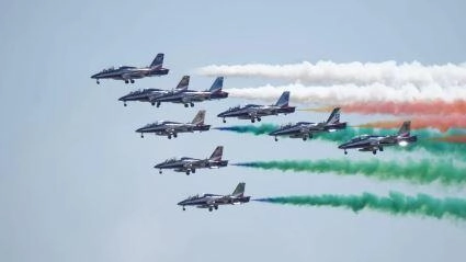 L'Associazione Arma Aeronautica di Bergamo torna con una presenza ancor più importante per celebrare il centenario di fondazione. Stand ricco di simulatori aerei, viaggio virtuale nell'ISS, simulatore della Torre di controllo e molto altro. Radio Aut, UPT Pod e Indie Life Radio per l'inclusione sociale.