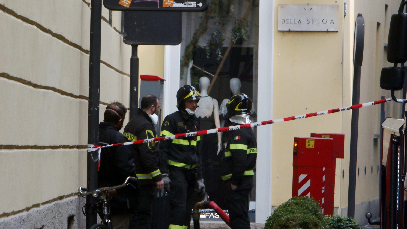 incendio via della spiga