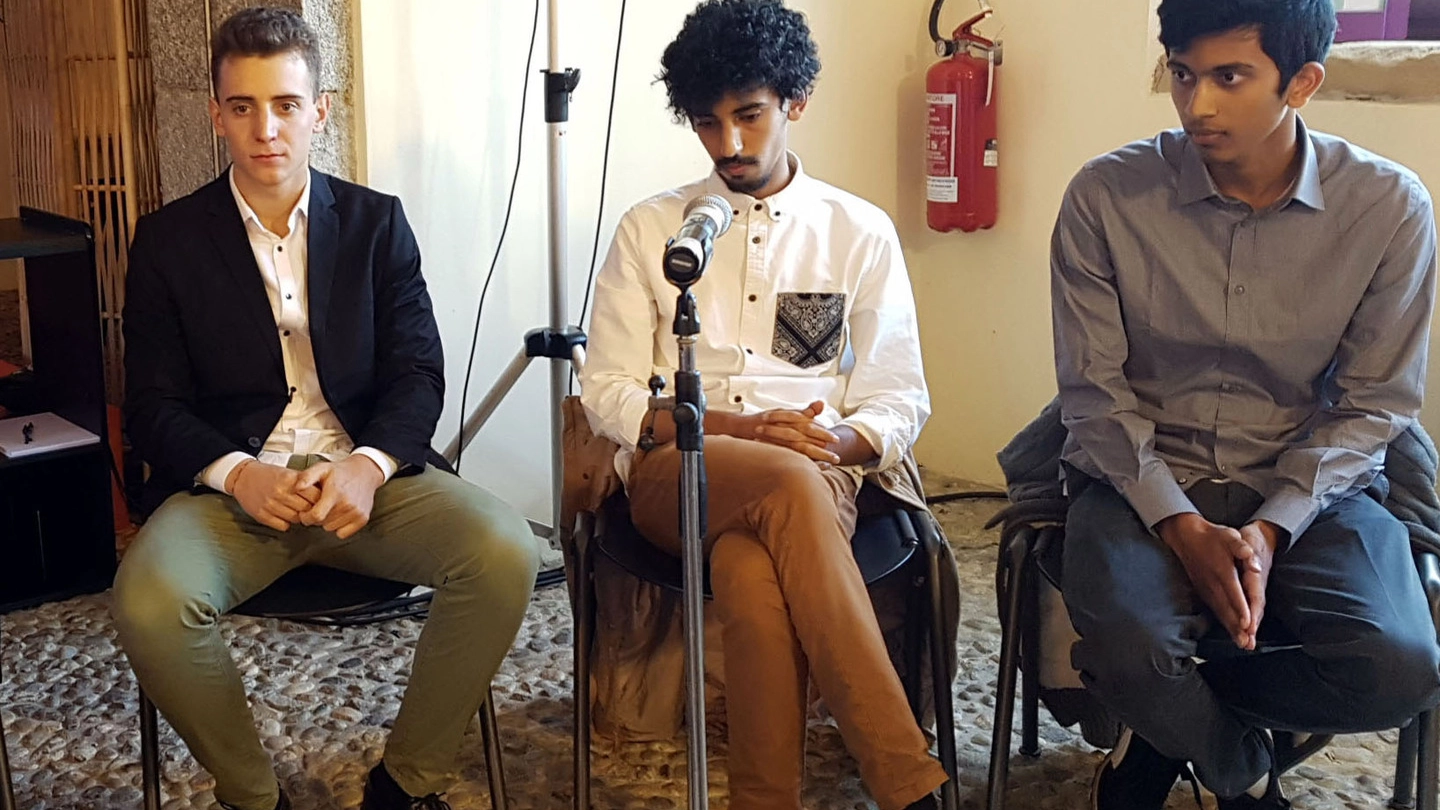  Miah Mohd Ehtesham, Yassine Ouahidi e Leonardo Longhi, tutti e tre diciannovenni ed ex studenti del Greppi