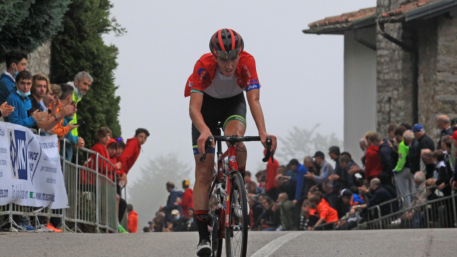 Doppio podio per la società nelle corse Juniores e Allievi. Al primo posto Nespoli. e Sierra della Biringhello