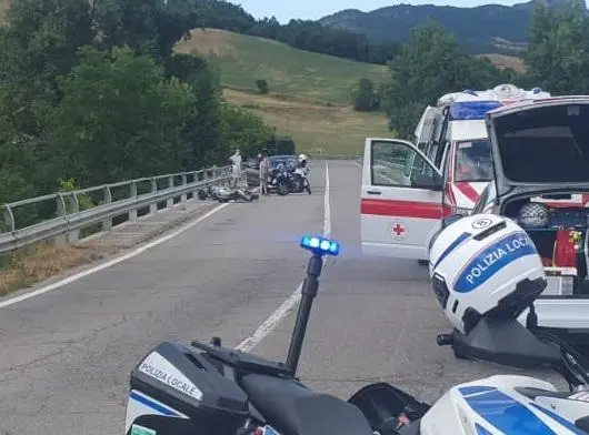 Incidente Agrate, moto contro guardrail: gravissimo 44enne di Gorgonzola