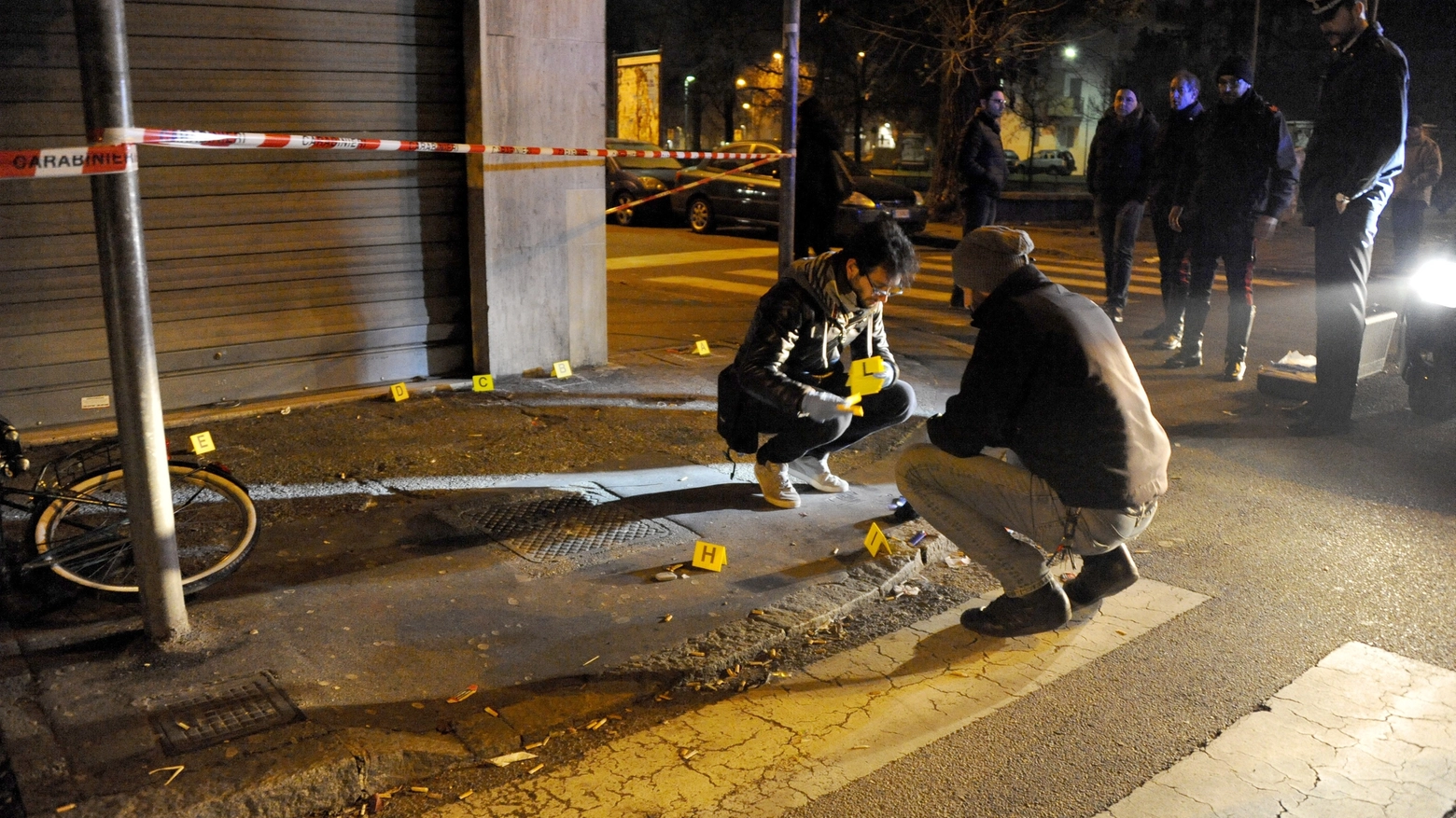 I carabinieri in via Resistenza la prima notte dell'anno