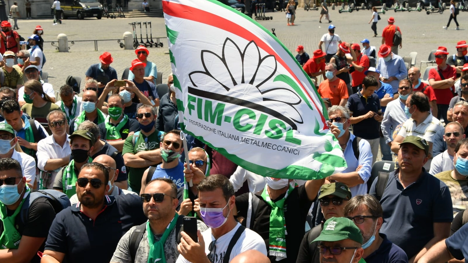 Una manifestazione della Cisl Una manifestazione della Cisl