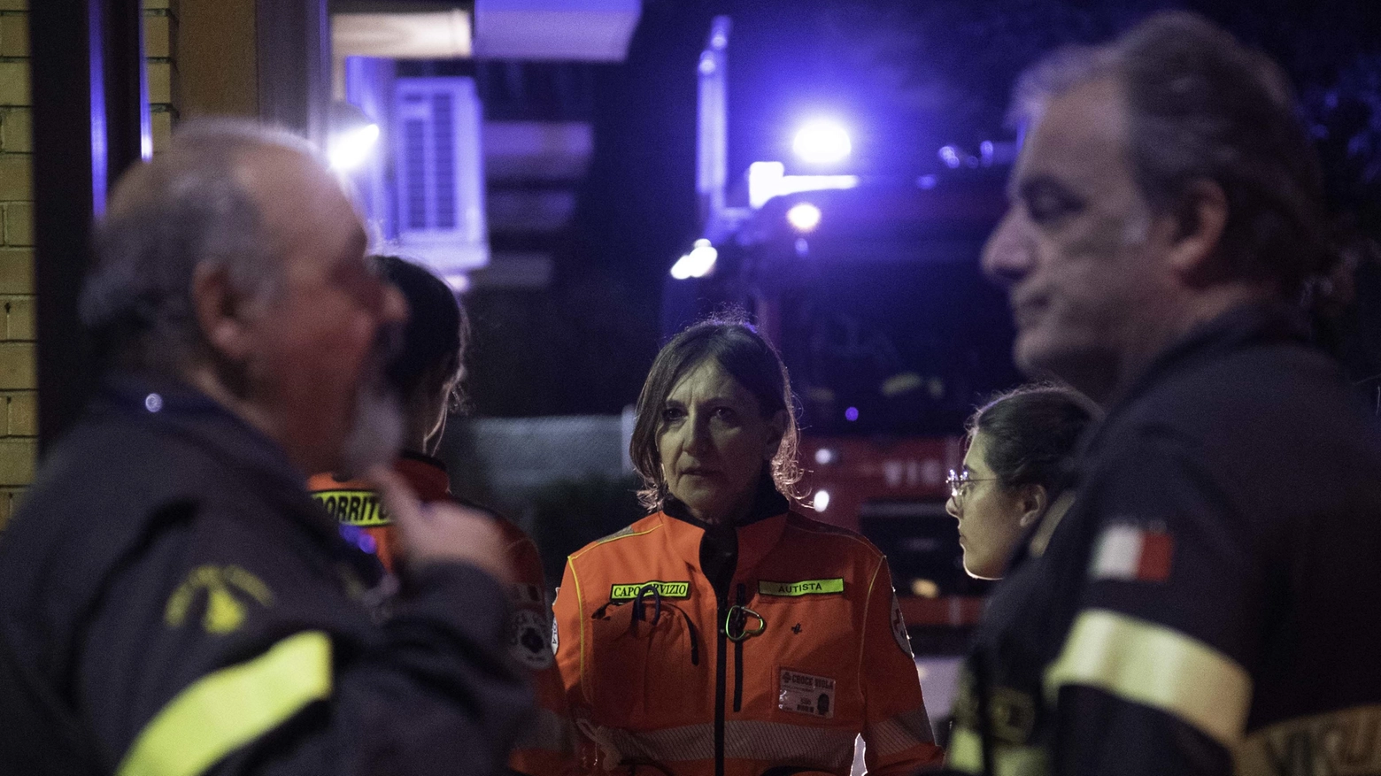 Milano, morto avvolto dalle fiamme un ottantacinquenne: riacceso un focolaio nell'appartamento Milano, morto avvolto dalle fiamme un ottantacinquenne: riacceso un focolaio nell'appartamento