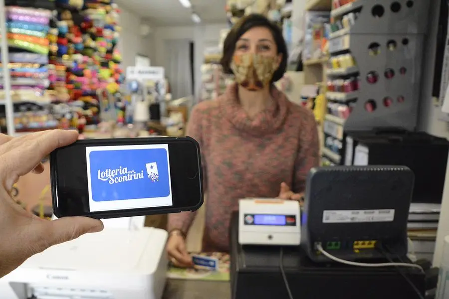 La lotteria degli scontrini diventa istantanea e gratuita: quando, come funziona, vincite