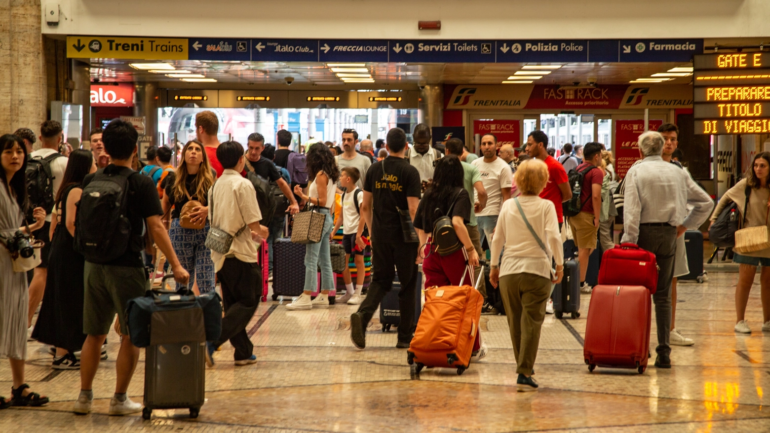 Pendolari alla Stazione Centrale di Milano