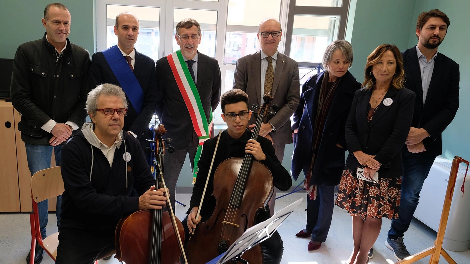 Dalle tute blu ai violini. Taglio del nastro all’ex Cgs. Un moderno liceo musicale al posto delle fabbriche