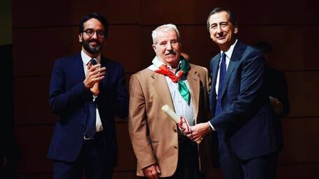 Giovanni Marzona, il partigiano Alfa, con il sindaco Sala e Lamberto Bertolé