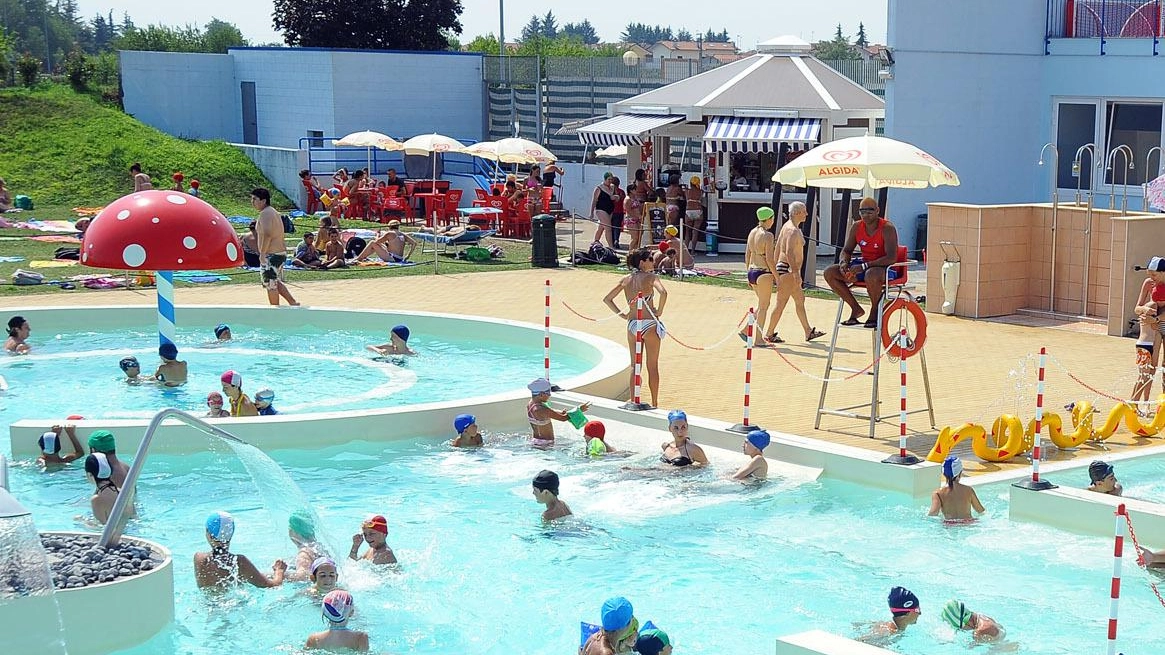 La battaglia delle piscine  Legnano la terrà chiusa  Parabiago promette tuffi