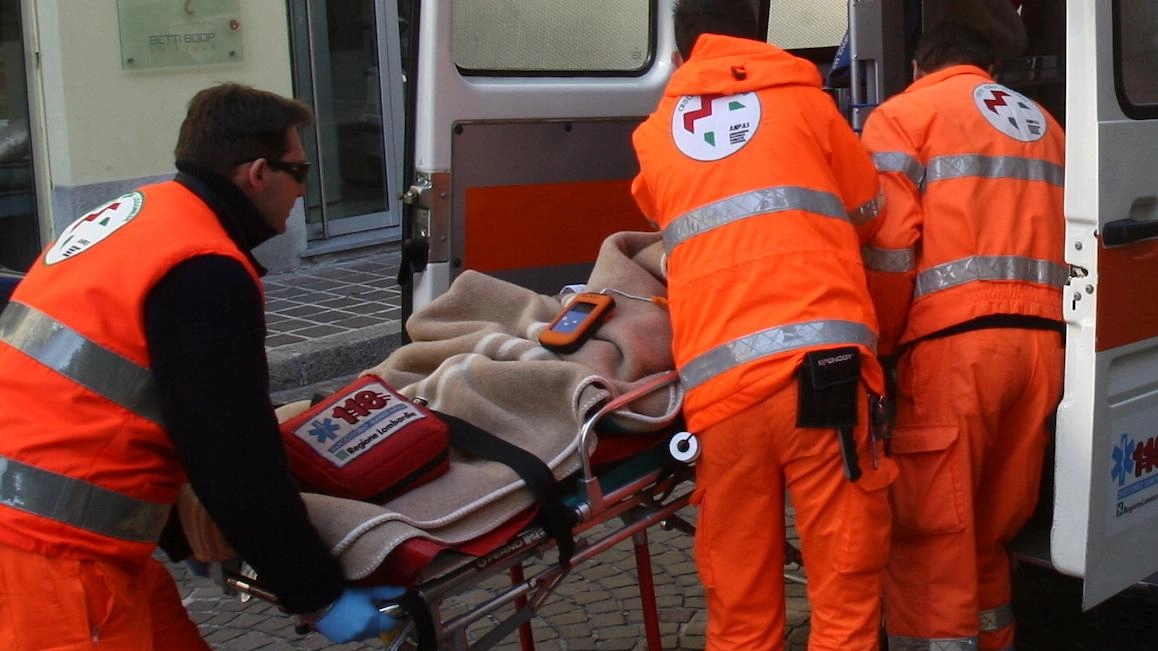 

RIANIMATO OPERAIO DI 65 ANNI A JERAGO CON ORAGO: TRAVOLTO DAL FURGONE