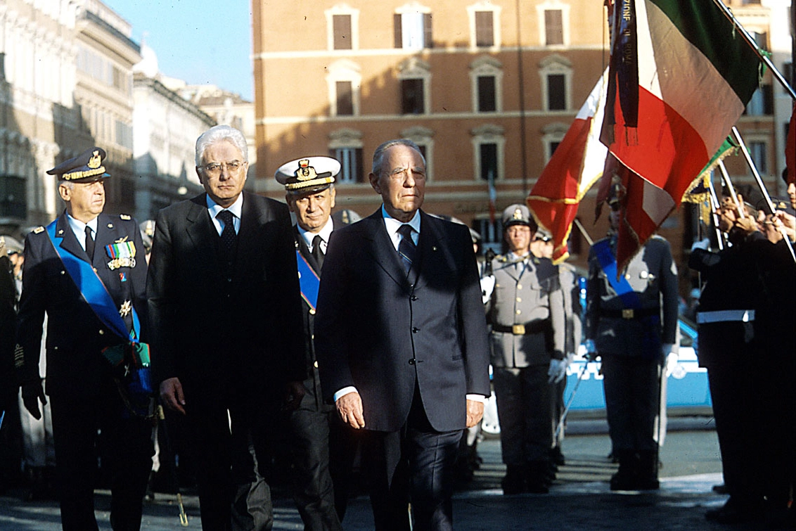Sergio Mattarella con Carlo Azeglio Ciampi nel 2000 (Lapresse)