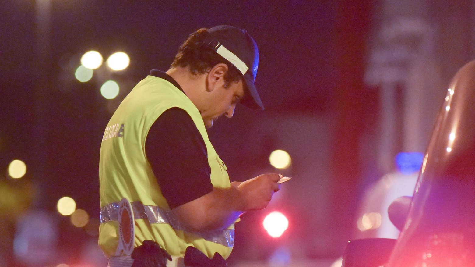 Gli agenti della polizia locale di Bresso hanno controllato 71 autoveicoli, verbalizzando 12 infrazioni al Codice della Strada e ritirando una patente di guida. Un automobilista è risultato positivo all'alcol test. Lode alla comandante e ai suoi uomini per il lavoro svolto.