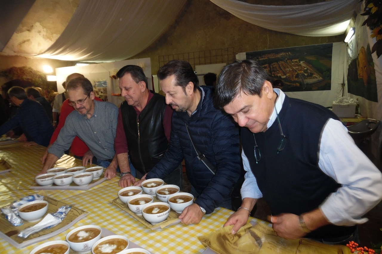 La fiera del "Fasulin de l’òc cun le cudeghe" di Pizzighettone