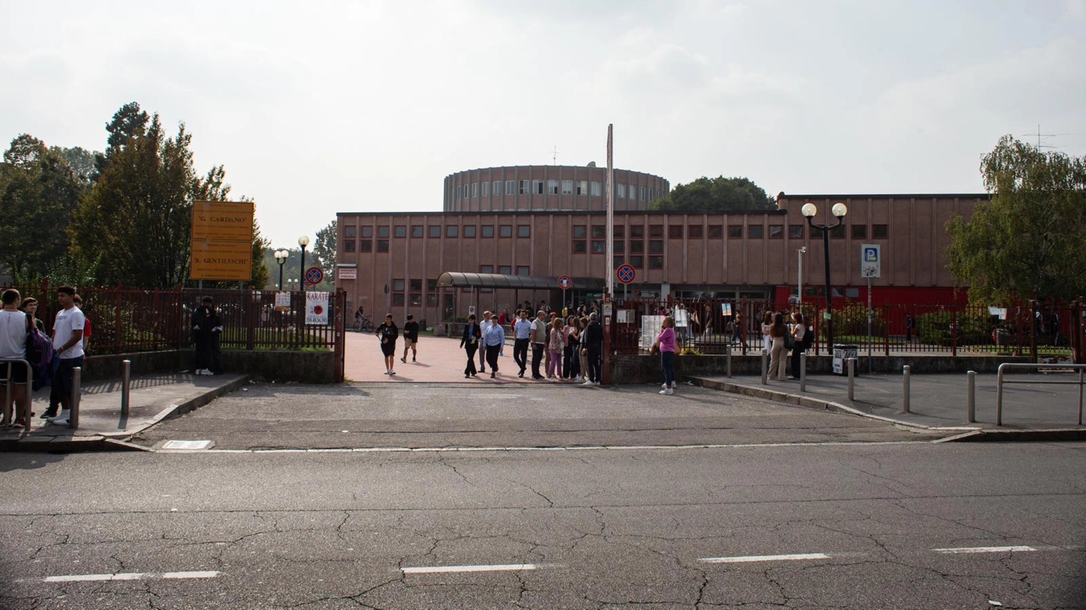 L'istituto Cardano di via Natta a milano