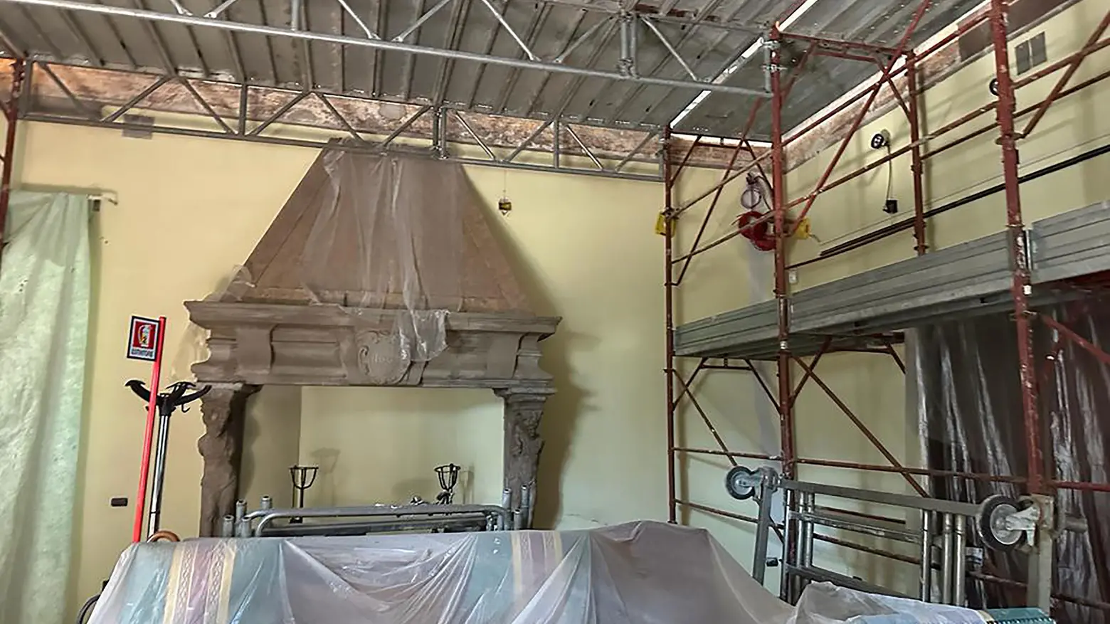 Villa Burba si svela “senza trucco“ Visitatori a tu per tu coi restauratori Villa Burba si svela “senza trucco“ Visitatori a tu per tu coi restauratori