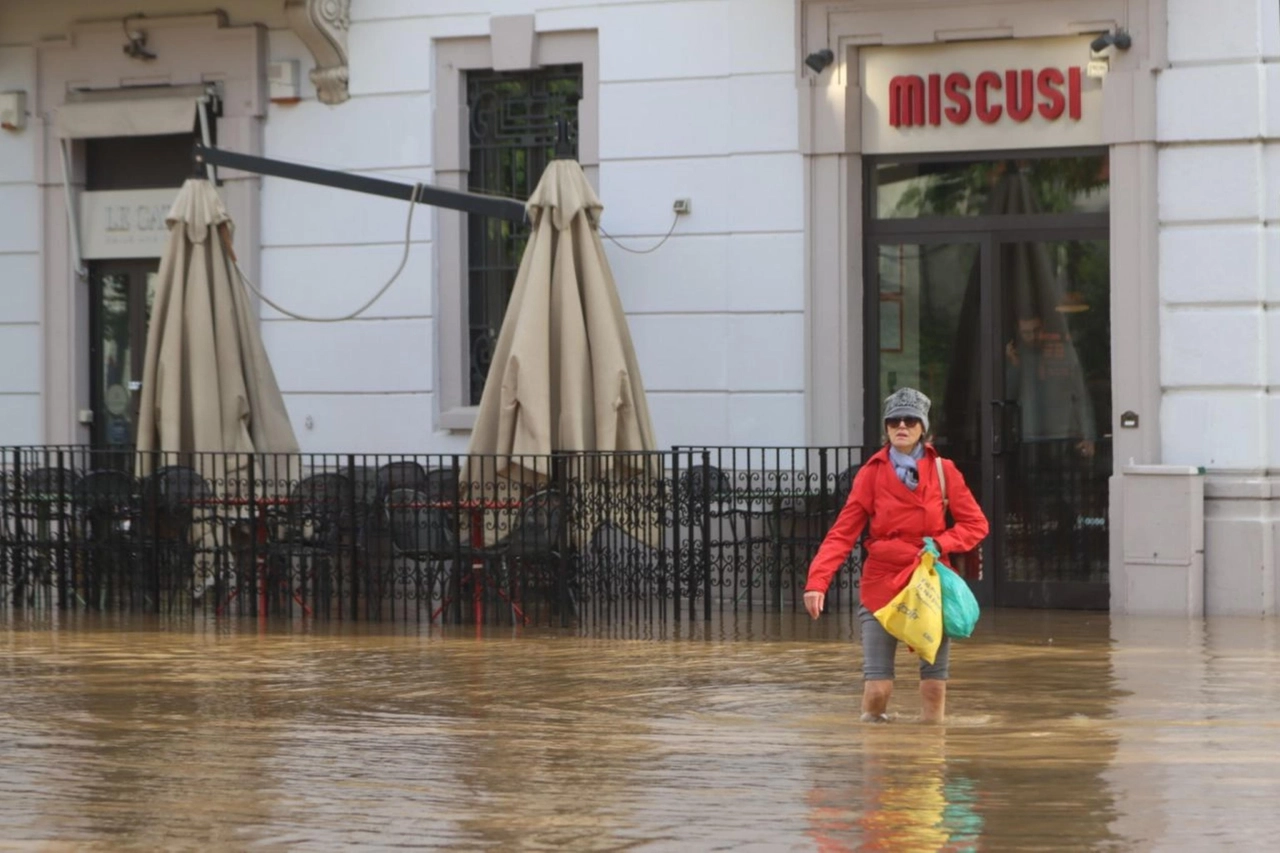 Allagamento al quartiere Isola