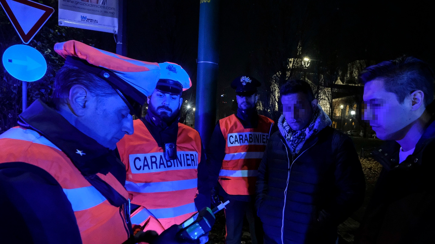 Controlli da parte dei carabinieri a Milano