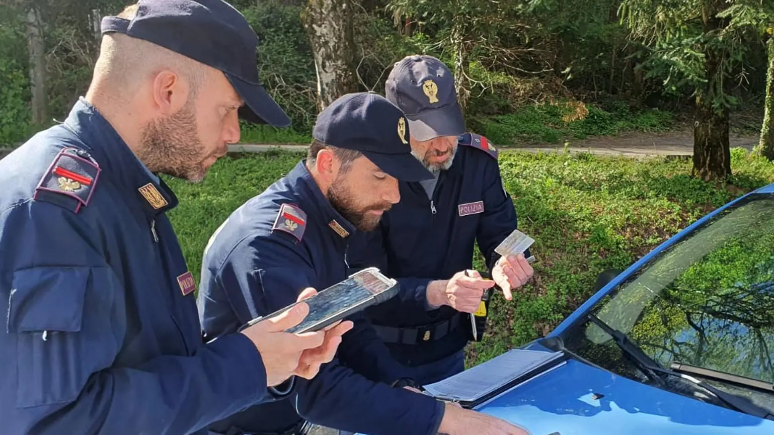 Boschi crocevia della droga Arrestato pusher trentenne Boschi crocevia della droga Arrestato pusher trentenne