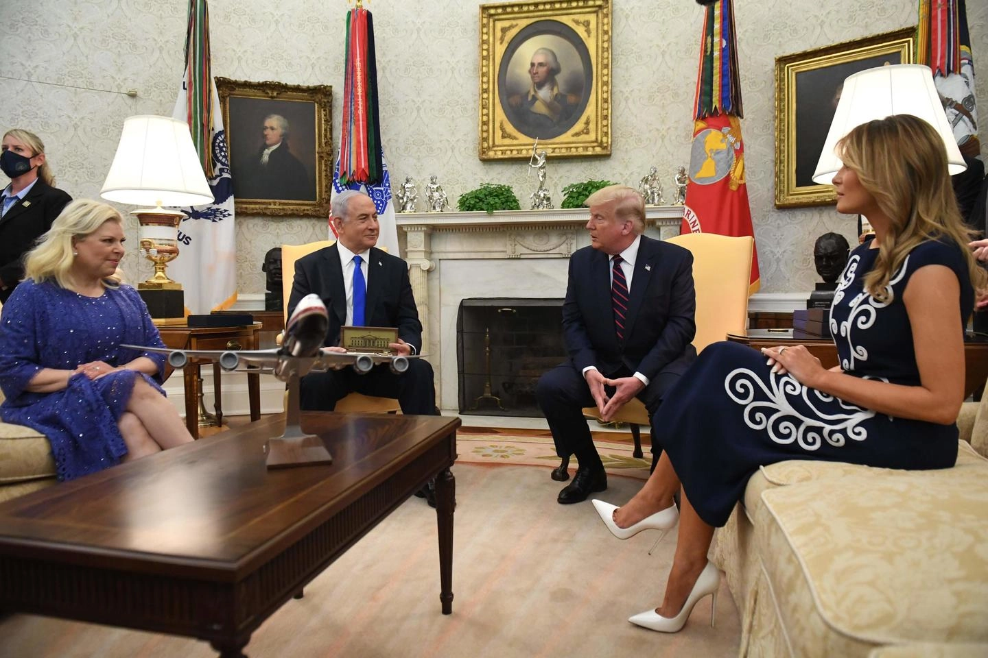 Trump, Netanyahu e le first lady alla Casa Bianca (Ansa)