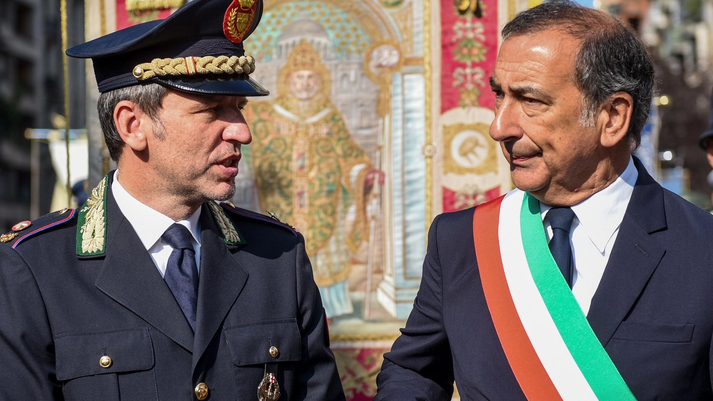  Da sinistra il comandante della polizia locale di Milano Marco Ciacci e il sindaco Giuseppe Sala