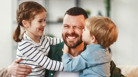 Solo un padre su due usufruisce del congedo di paternità