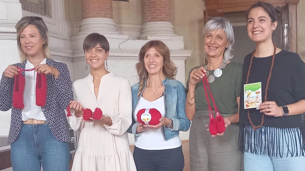 Tre al mese messe sotto protezione. Scarpette rosse per creare lavoro