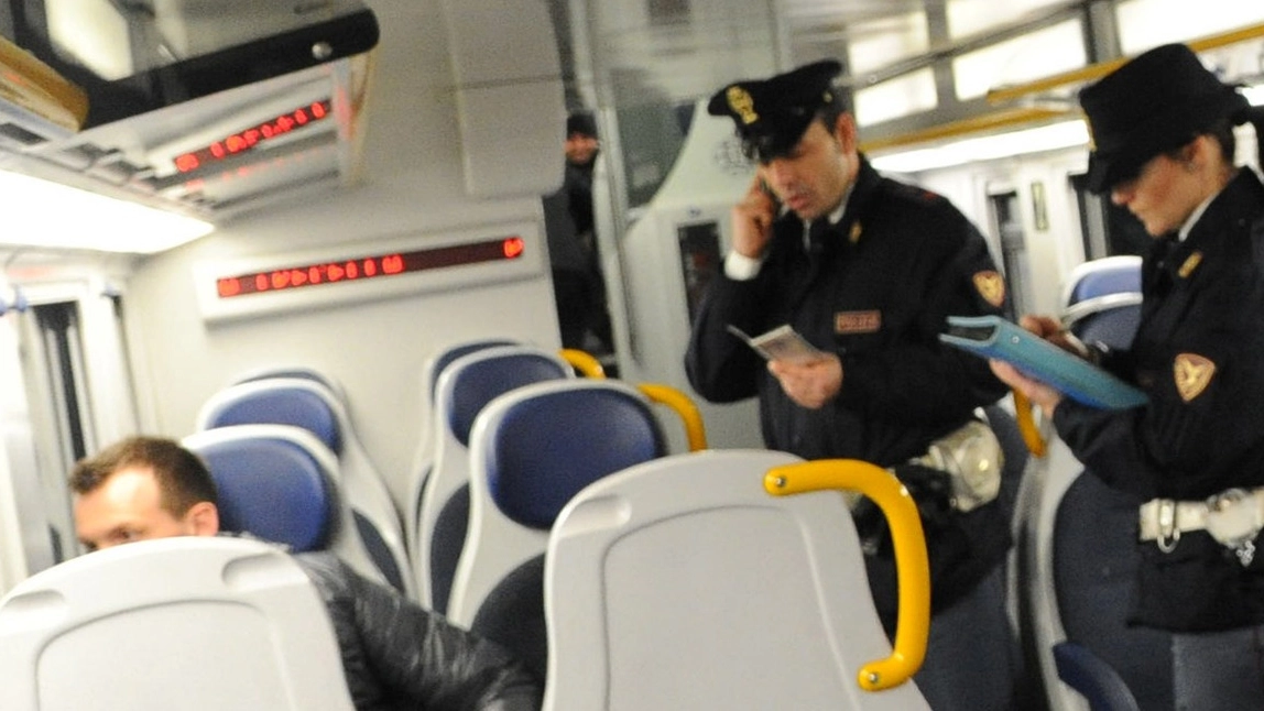 Polizia sui treni