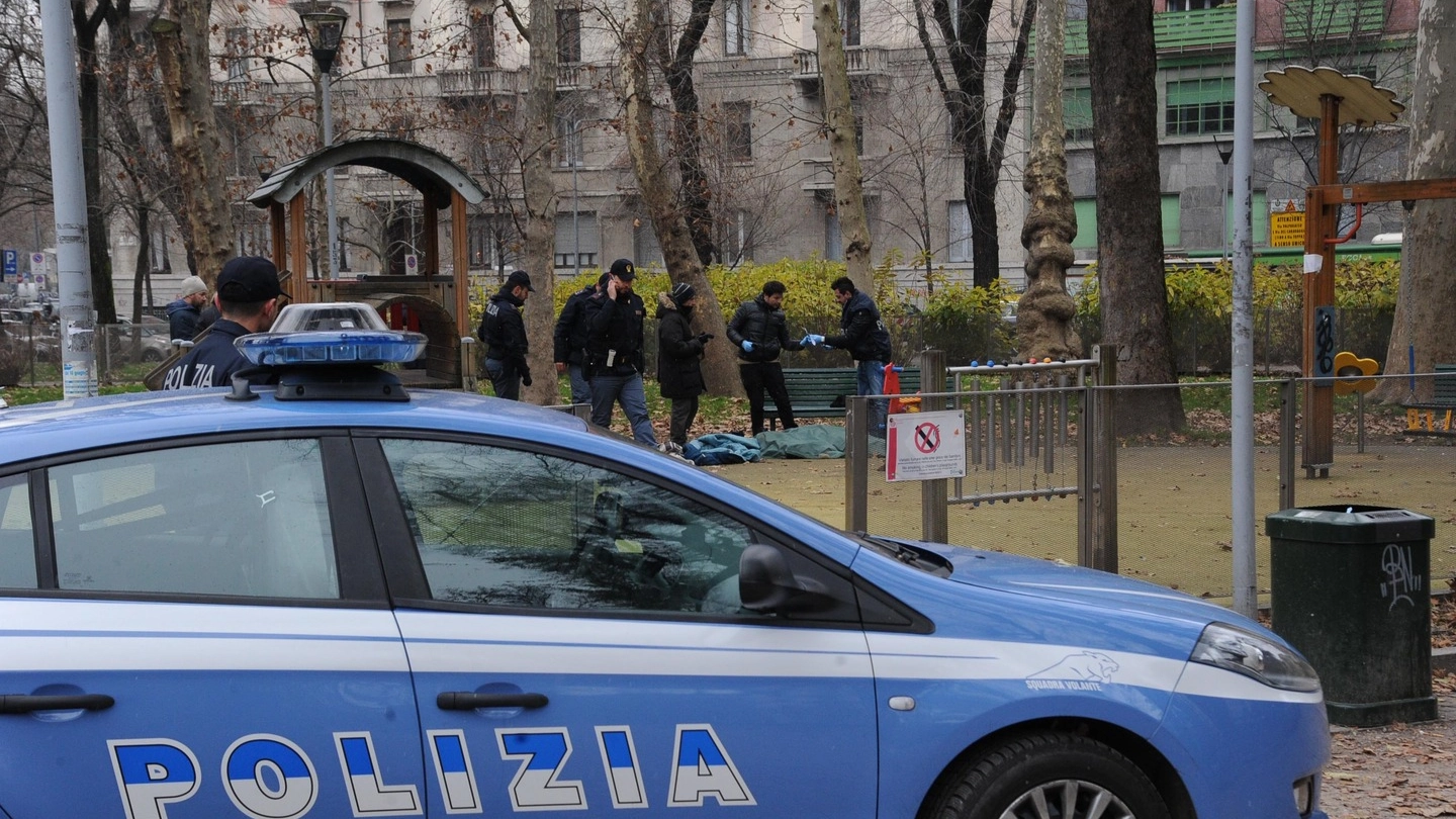 L'uomo è stato arrestato e verrà espulso L'uomo è stato arrestato e verrà espulso