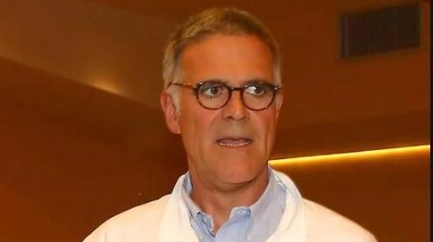 Il professor Alberto Zangrillo direttore di Anestesia e Rianimazione del San Raffaele 