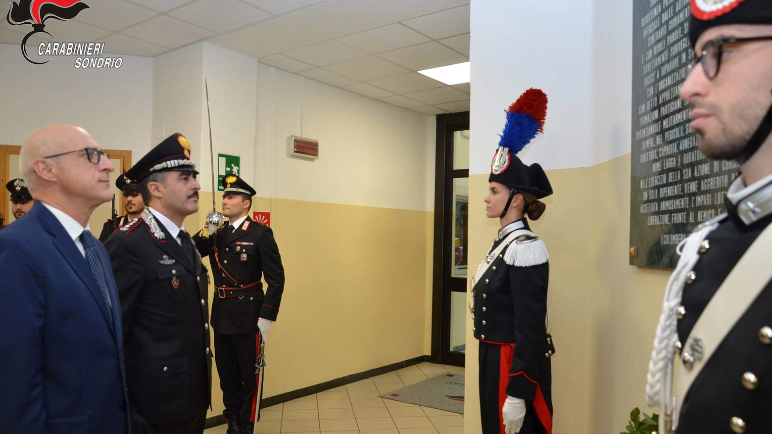 Un momento della cerimonia Un momento della cerimonia