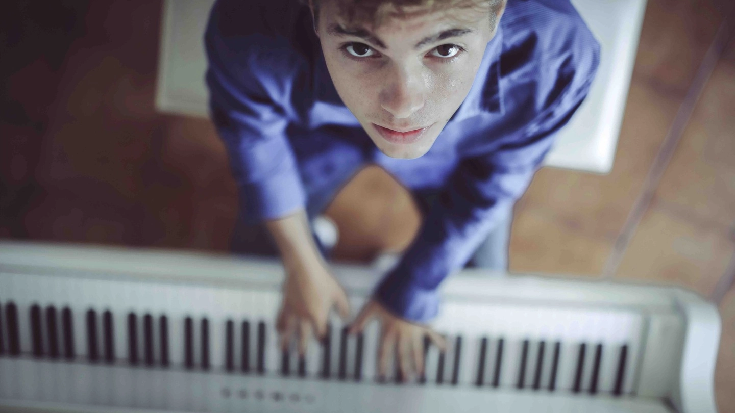 Emanuele Fasano, 22 anni, il pianista della Centrale