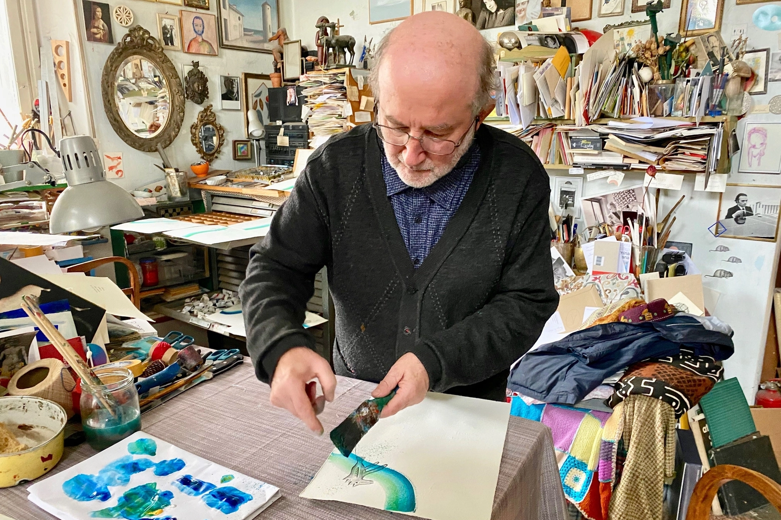Alberto Casiraghy nella sua tipografia