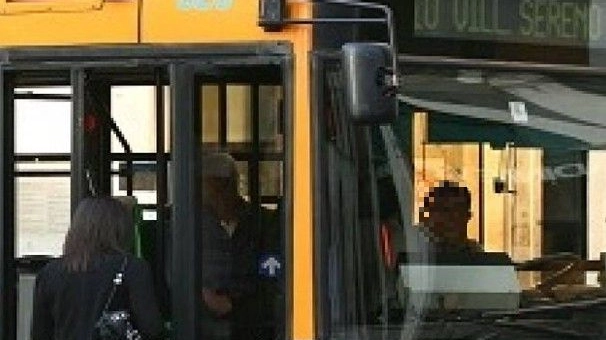 Un'immagine di repertorio di bus a Brescia