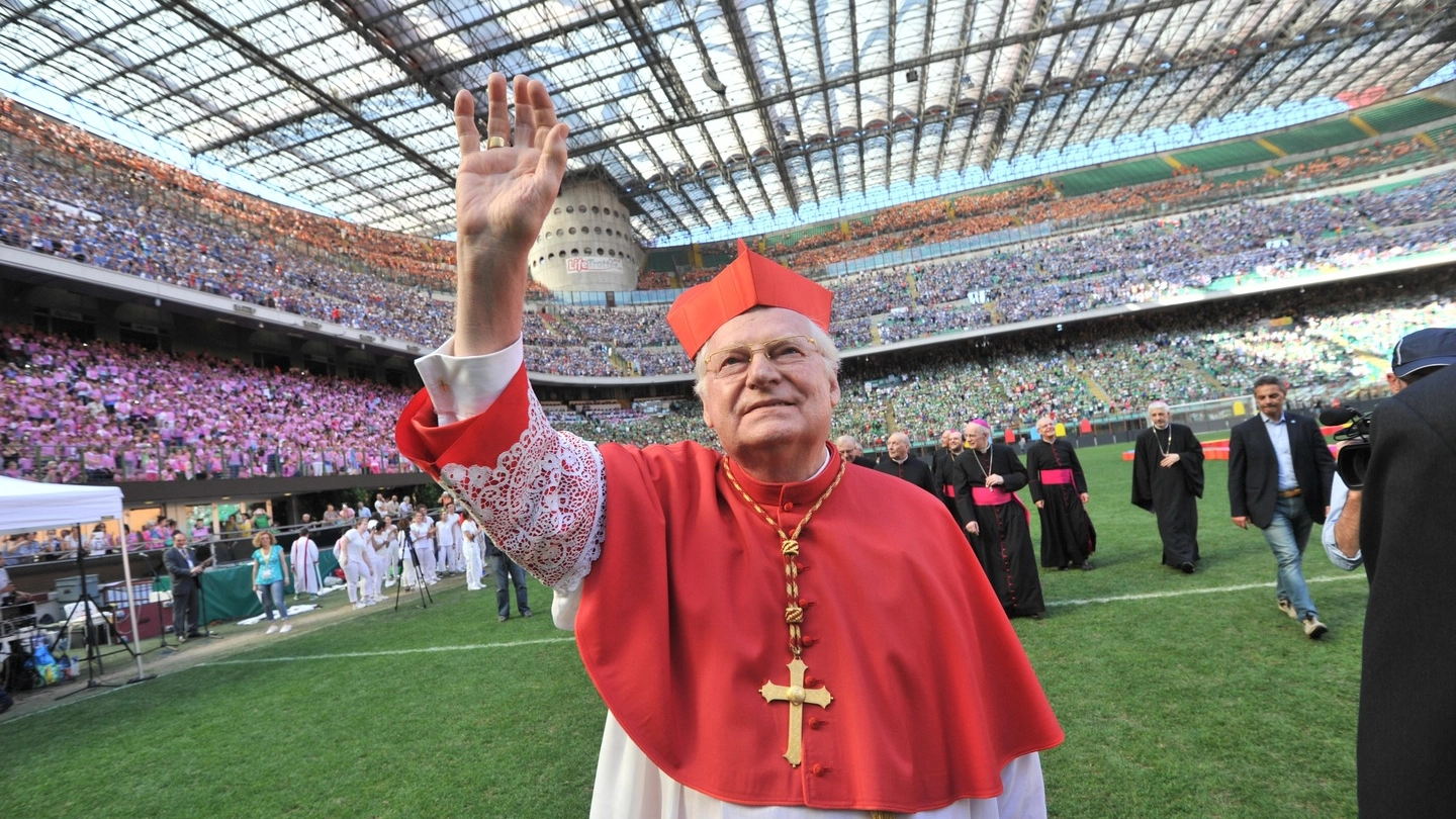 Il cardinale Angelo Scola incontra i cresimandi a San Siro