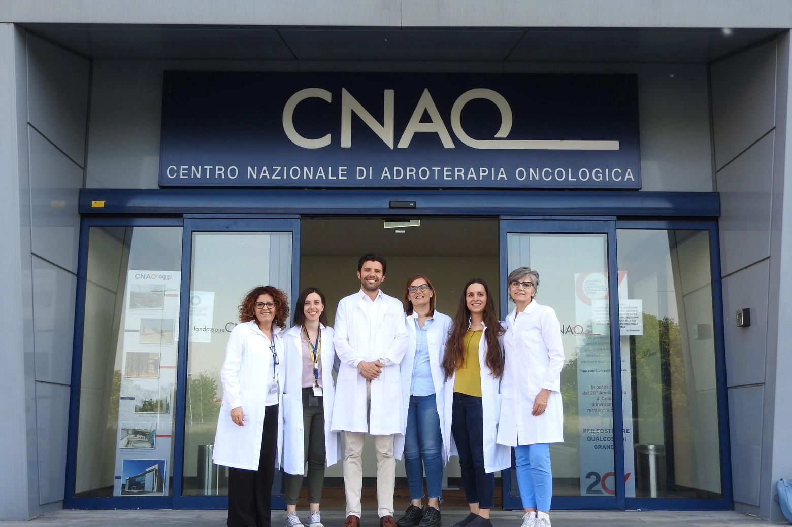 I medici del Centro Nazionale di Adroterapia oncologica di Pavia