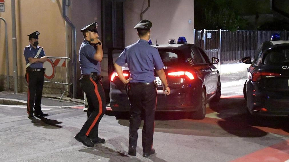 Nella zona erano intervenute le forze dell'ordine Nella zona erano intervenute le forze dell'ordine