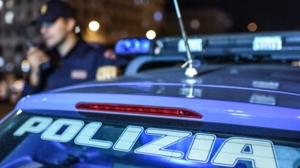 Como, rissa fuori da una discoteca: due feriti