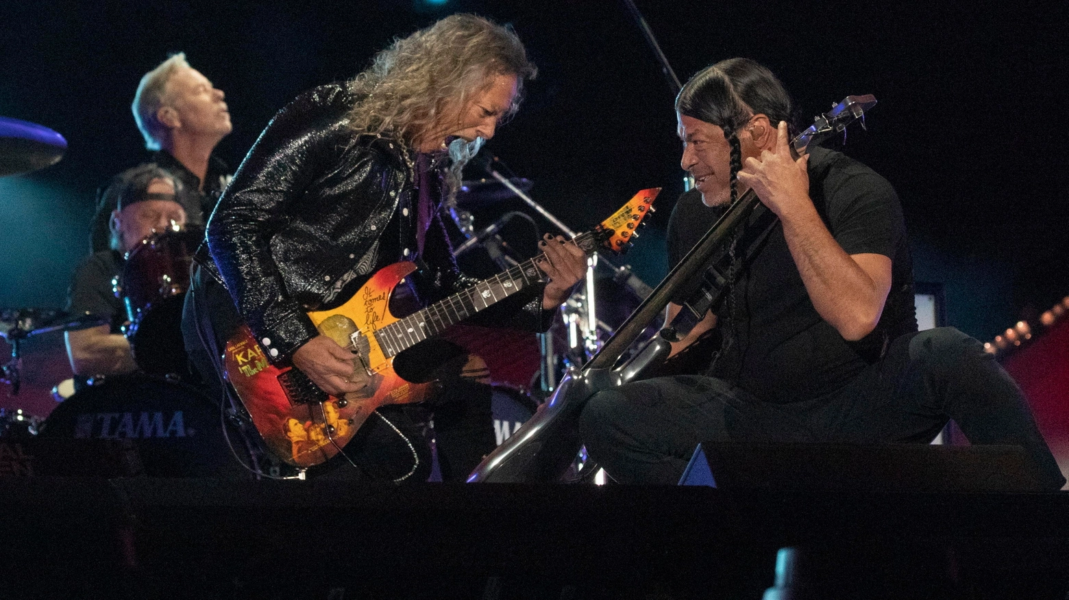Kirk Hammett e Robert Trujillo sul palco di New York a settembre del 2022