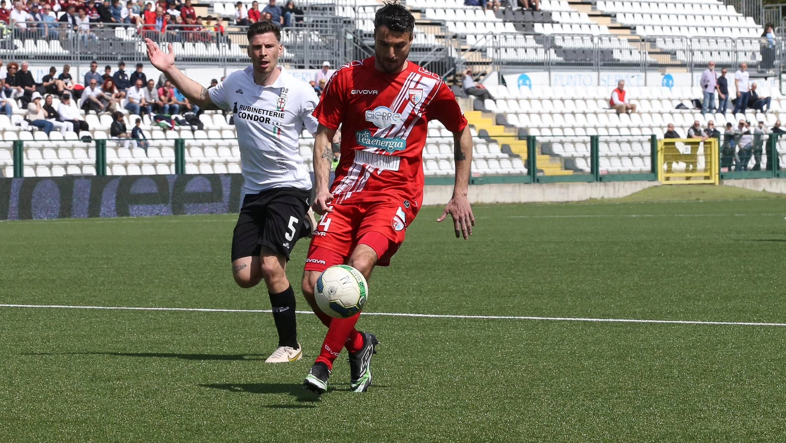 La squadra di Mandorlini conquista tre punti e si presenta così all'ultima giornata con due punti di vantaggio sulla zona play out