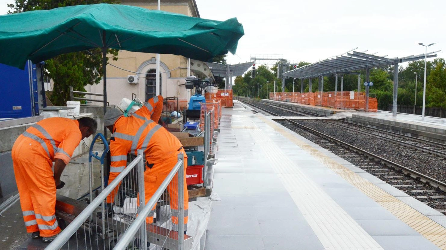 Lecco-Milano più moderna Tratta per Sondrio ultimata Si prosegue verso Tirano Lecco-Milano più moderna Tratta per Sondrio ultimata Si prosegue verso Tirano