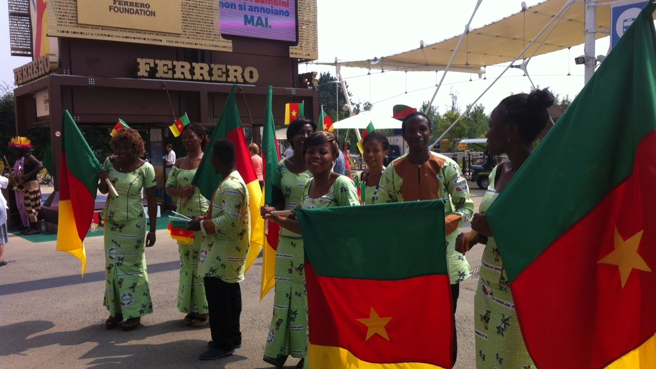 La festa per il National day del Camerun